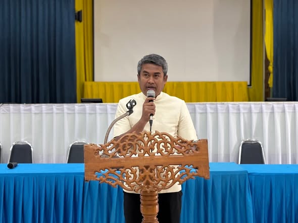 สพอ.จะนะ ร่วมดำเนินโครงการ สุขนี้ที่จะนะ “กิจกรรมจิตอาสา สตรีพัฒนา ทำความดีด้วยหัวใจ จัดทำดอกไม้จันทน์“